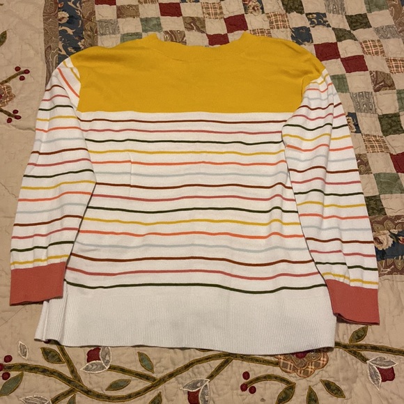 Lands End colorful sweater - Picture 2 of 3